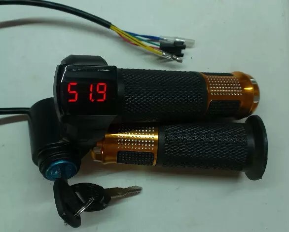 12-100v-twist-throttle-Accelerator-with-Led-digital-display-indicator-lock-for-electric-bike-scooter-mtb